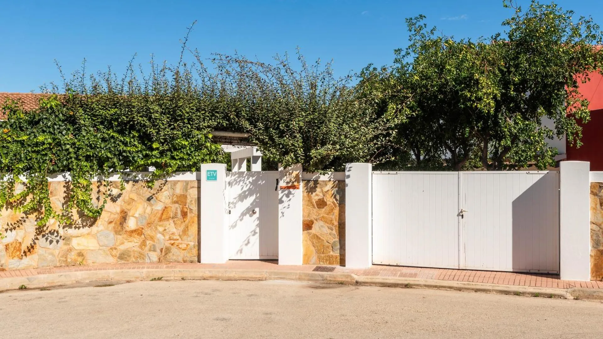Villa Menorca Raquel By Mauter Villas Cala'N Bosch